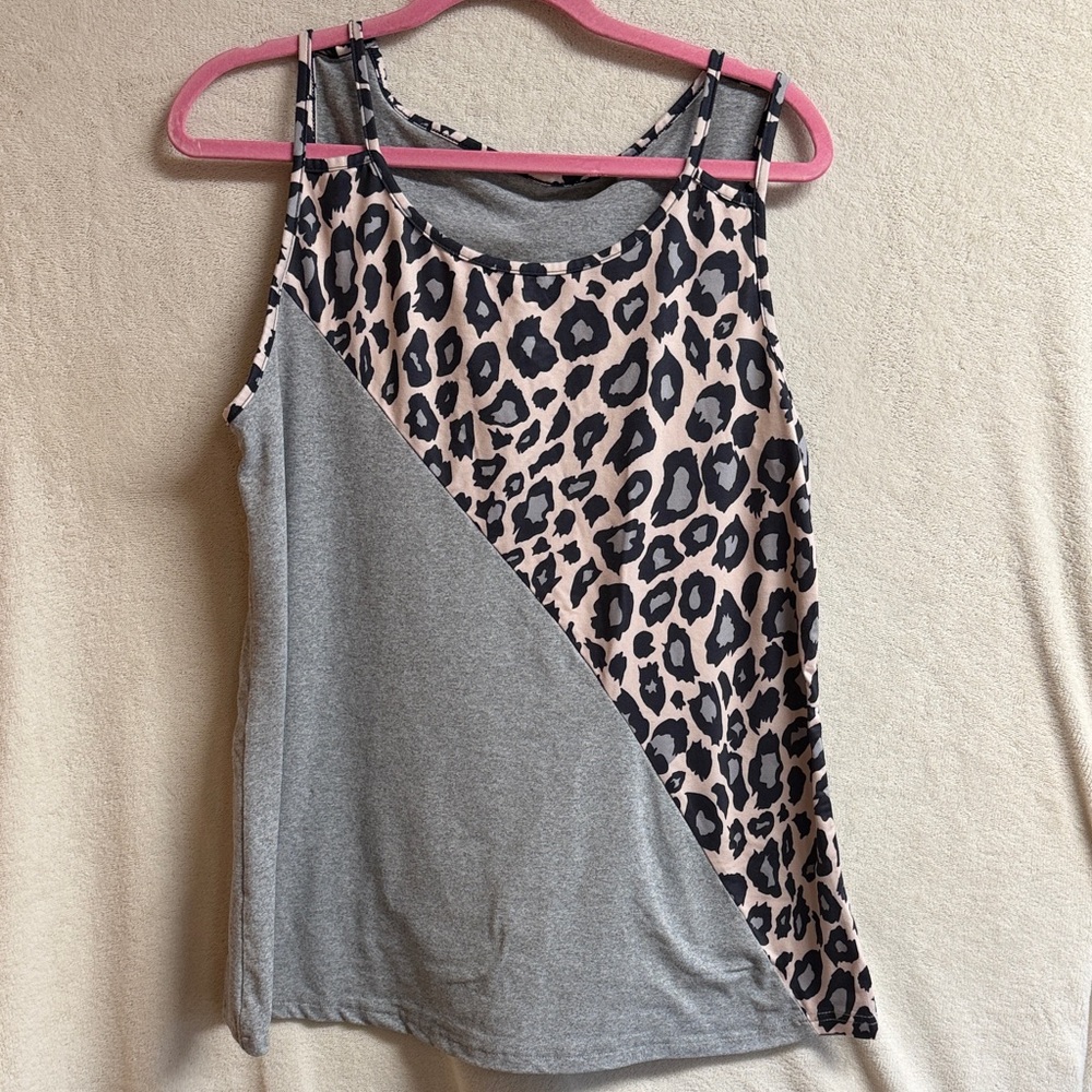 SHEIN Gray and Pink Leopard Print Diagonal Tank Top